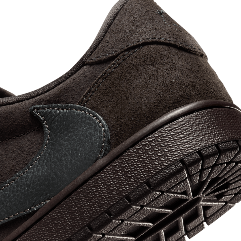Tênis Nike Air Jordan 1 Low x Travis Scott "Velvet Brown"