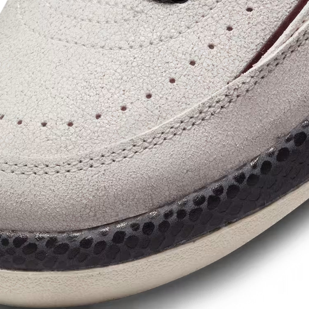 Tênis Nike Air Jordan 2 x A Ma Maniére Airness