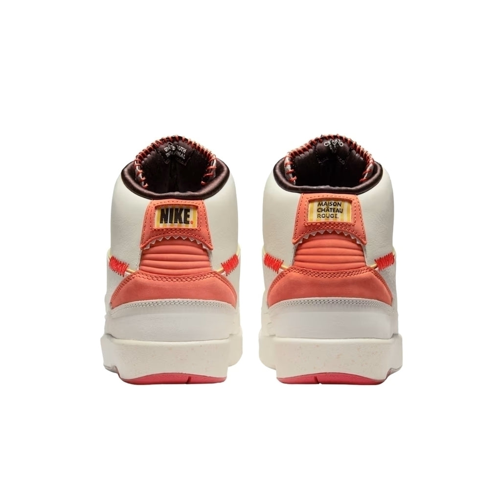 Tênis Nike Air Jordan 2 Retro x Maison Chateau Rouge