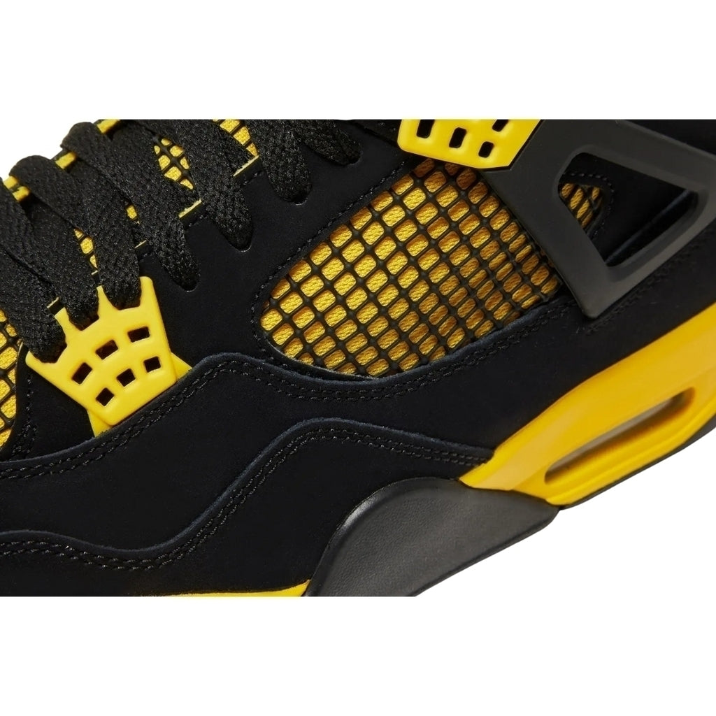 Tênis Nike Air Jordan 4 Retro "Thunder"