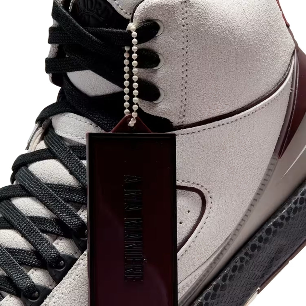 Tênis Nike Air Jordan 2 x A Ma Maniére Airness