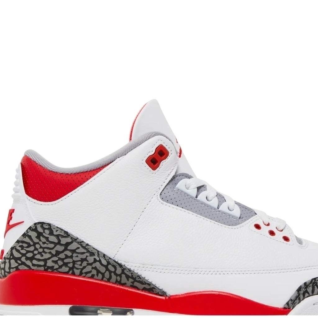 Tênis Nike Air Jordan 3 Retro "Fire Red"