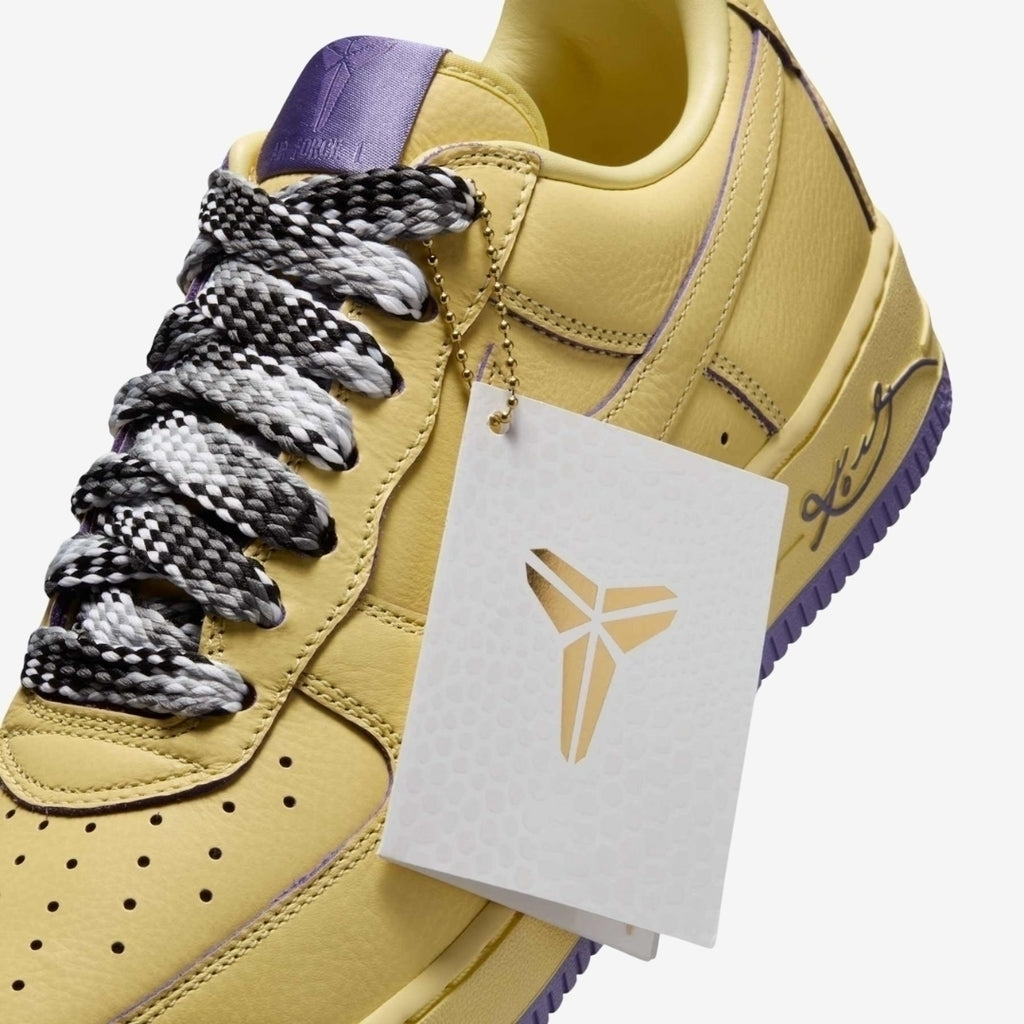 Tênis Nike Air Force 1 Low Protro Kobe Bryant "Mamba Mentality"