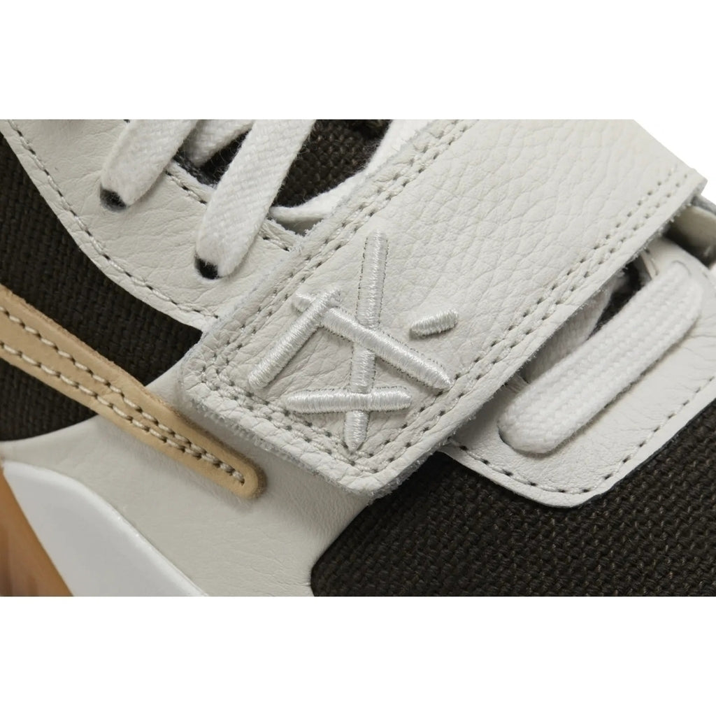 Tênis Nike Jordan Jumpman Jack TR x Travis Scott "Sail"