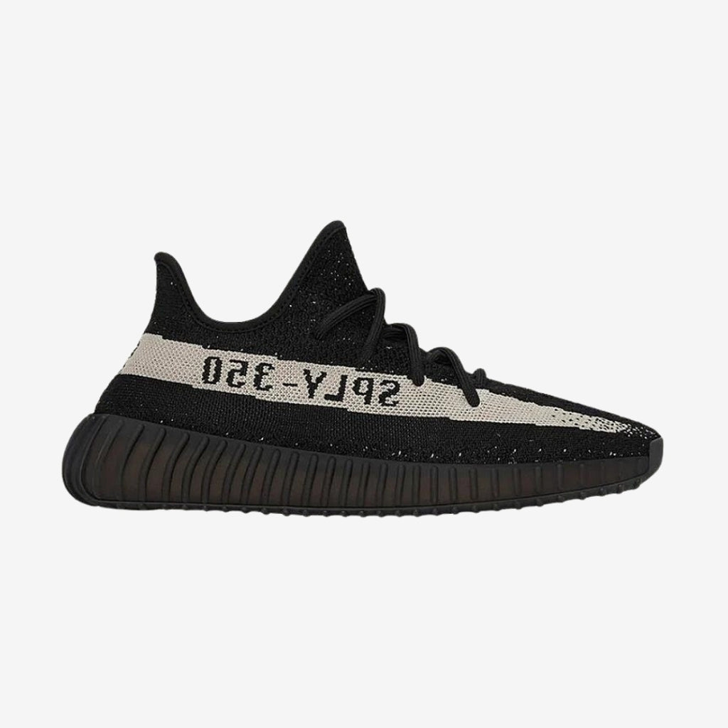 Tênis Adidas YEEZY Boost 350 V2 "Oreo"