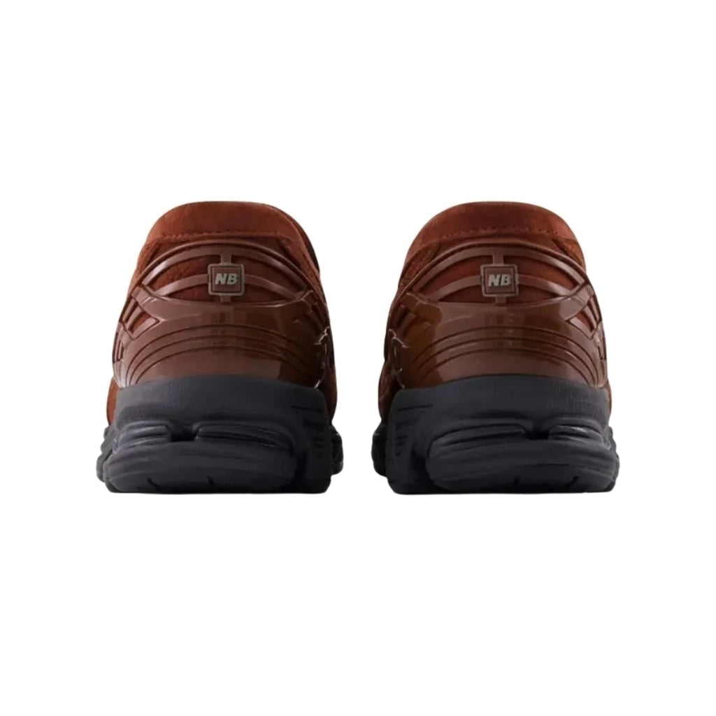 Tênis New Balance 1906L "Rich Oak Suede"