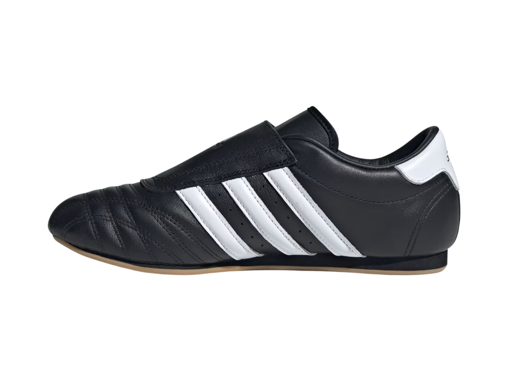 Tênis Adidas Taekwondo "Core Black"
