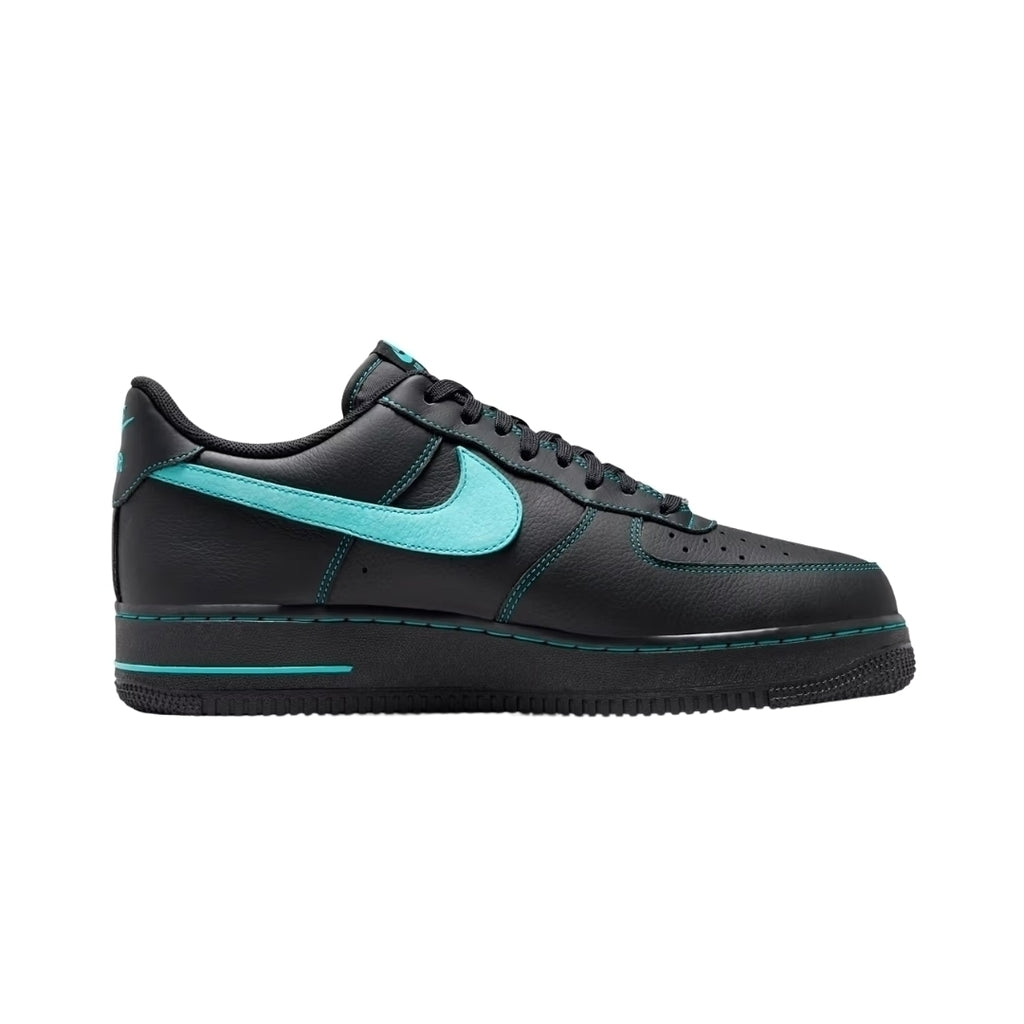 Tênis Nike Air Force 1 Low "Black Tiffany"