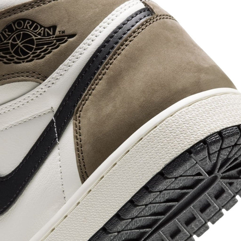 Tênis Nike Air Jordan 1 High "Dark Mocha"