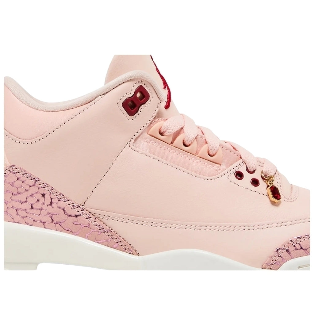 Tênis Nike Air Jordan 3 Retro Valentine's Day Treat Yourself